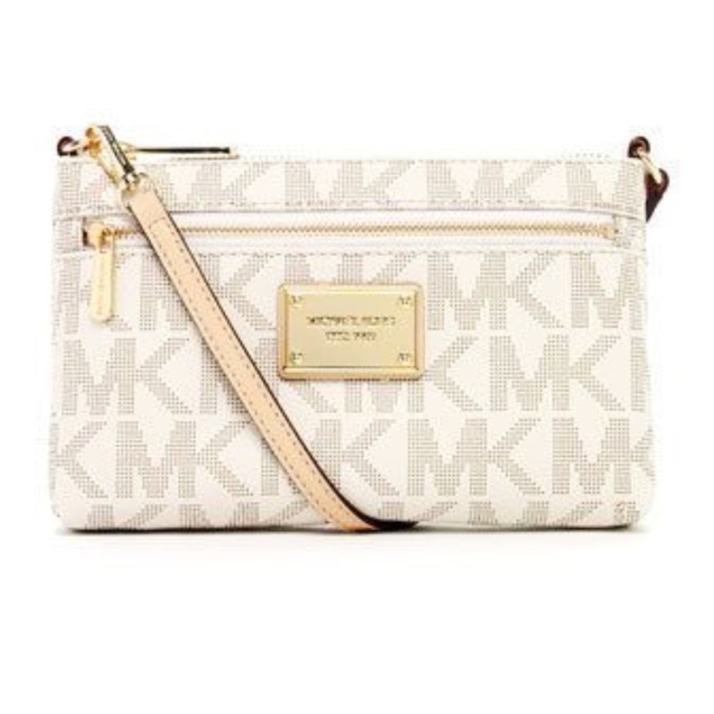 Michael Kors Large Logo Vanilla Wristlet✨